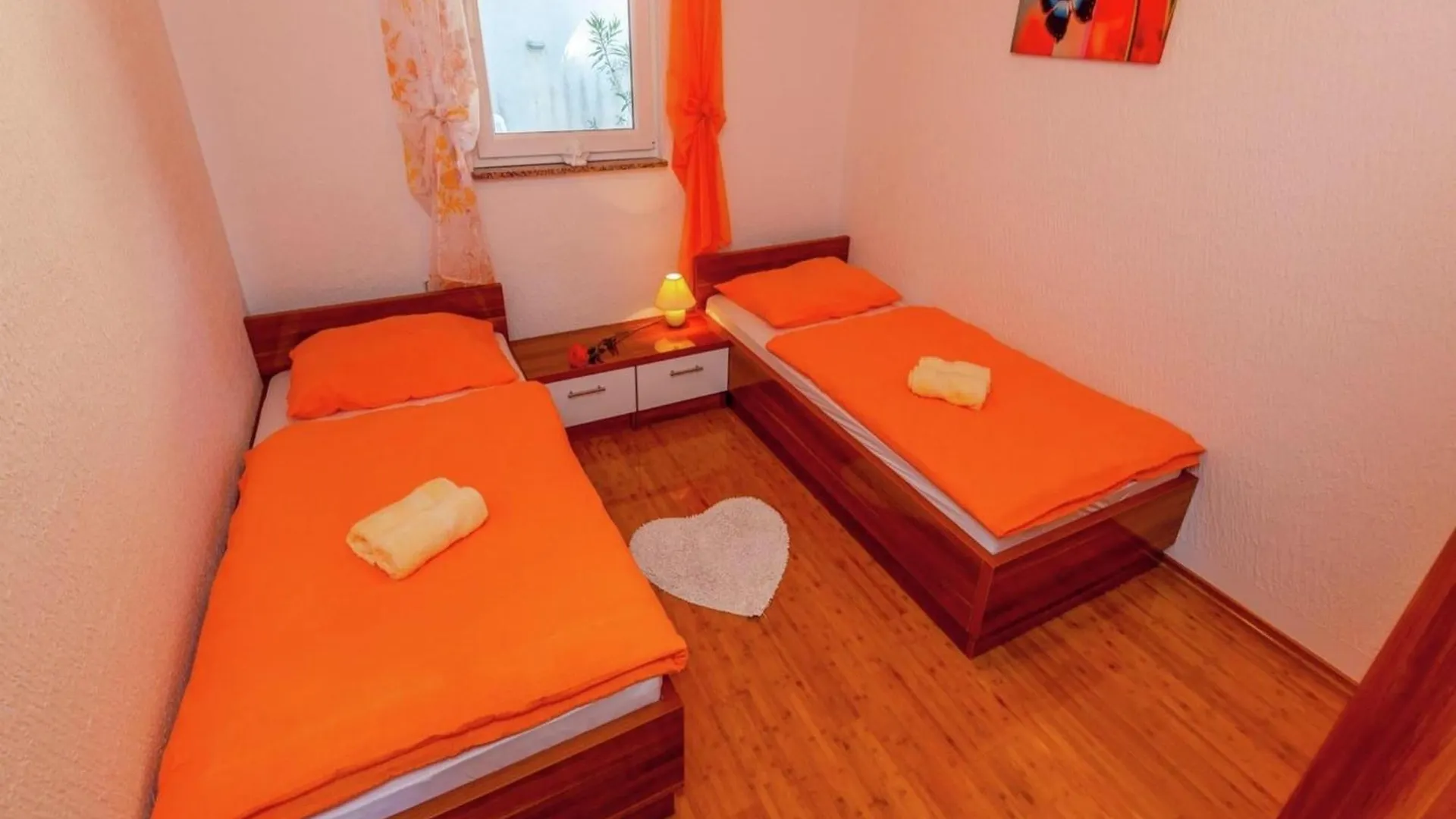 Serene Apartment In Dramalj With Jacuzzi 0*,