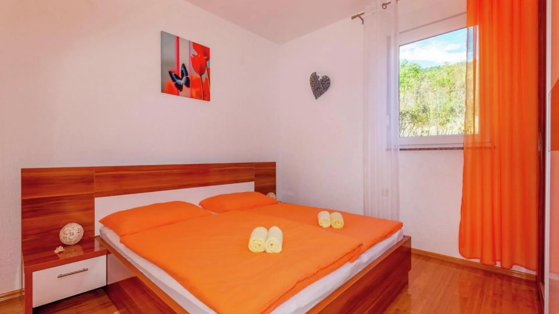Serene Apartment In Dramalj With Jacuzzi